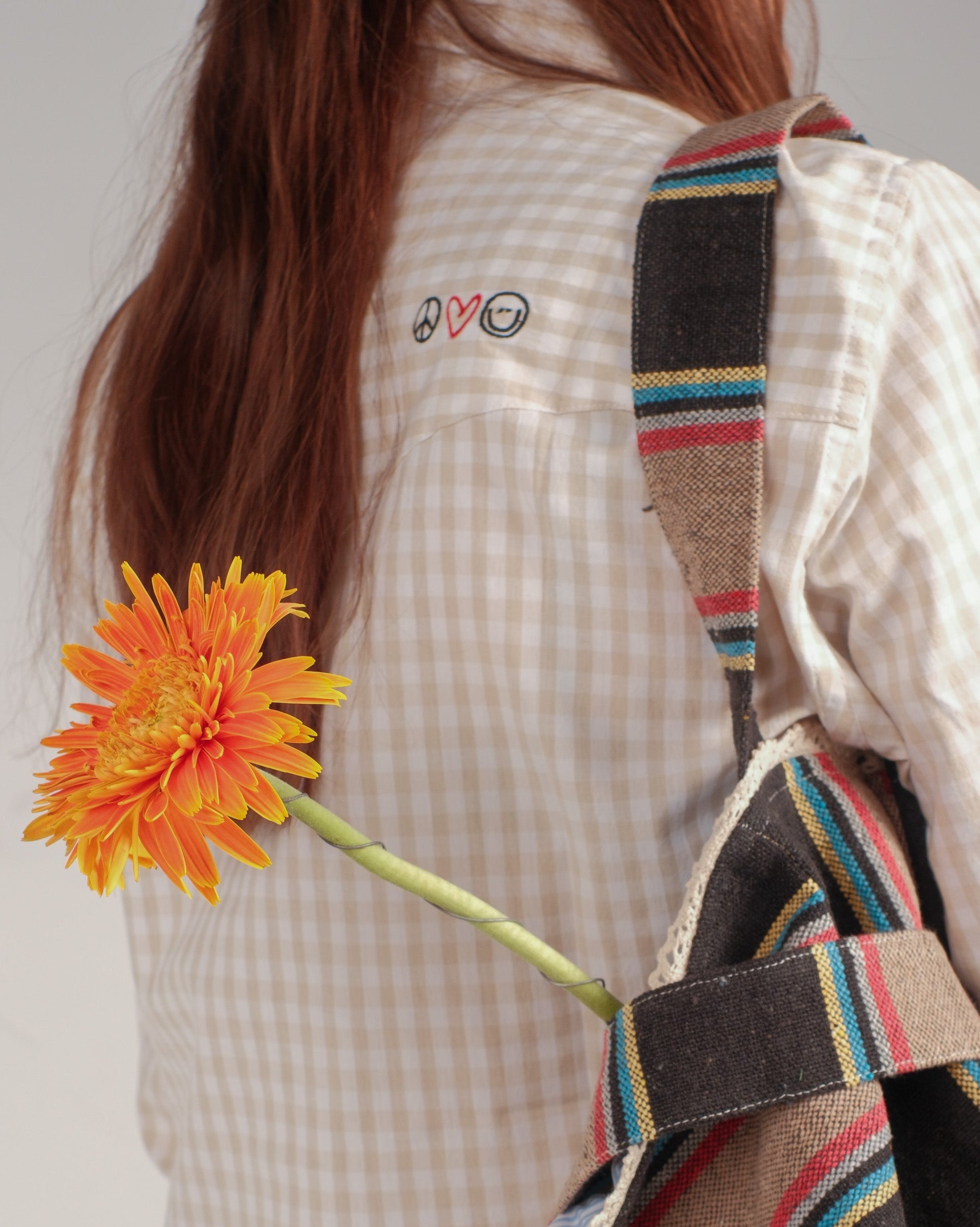 peace love & happiness beige checkered Cowboy